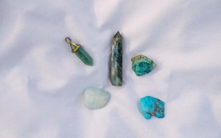 The Significance of Emerald Gifts: Unveiling Their True Meaning